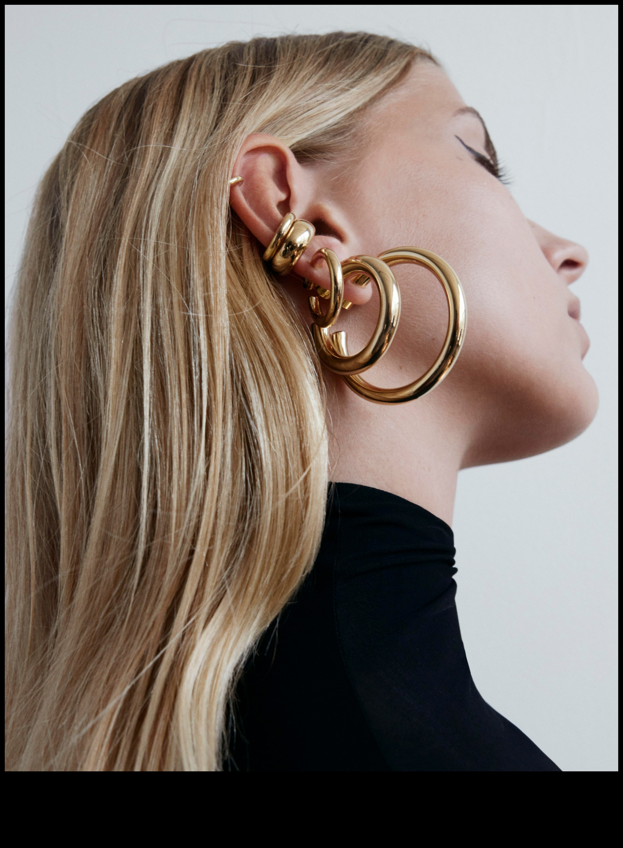 Chic Circles: Περιστρέφονται με στυλ με τα κομψά κυκλικά μας σχέδια για σκουλαρίκια