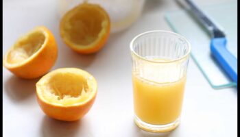 Citrus Charm: Waking Up Your Taste Buds με φρέσκους χυμούς φρούτων