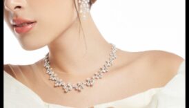 Gems of Love Νυφικά κοσμήματα για τις αγαπημένες στιγμέςΜια διαχρονική αριθμός μέσω εκλεκτά κοσμήματα για τη σύγχρονη νύφη. 2 Gems of Love: Νυφικά κοσμήματα για αγαπημένες στιγμές