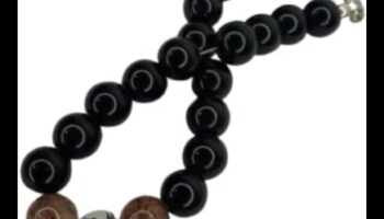 Wrist Wonders: Εξερευνήστε την κομψότητα των βραχιολιών