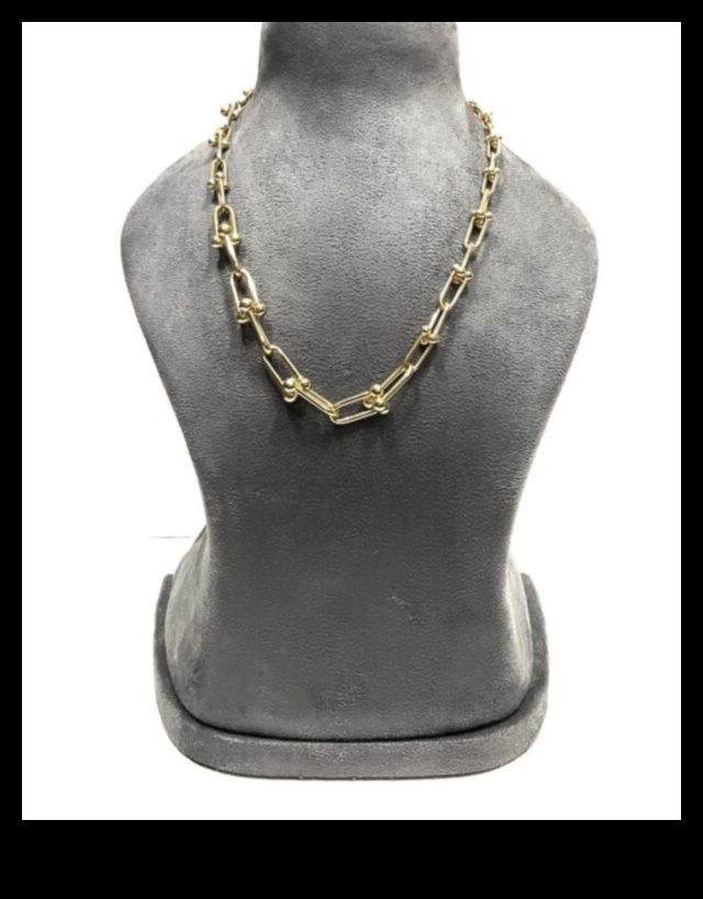 Κολιέ με λαμπερούς συνδέσμους που θα αναδείξουν το στυλ σας 1 Λαμπεροί σύνδεσμοι: Συνδέστε το στυλ σας με τη λάμψη των δημιουργιών μας με κολιέ